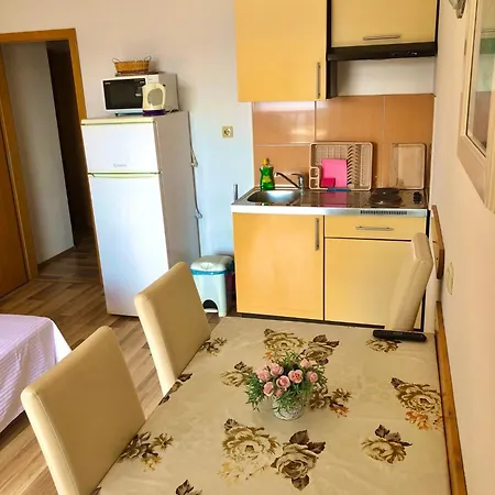 Luka Apartment Stanici